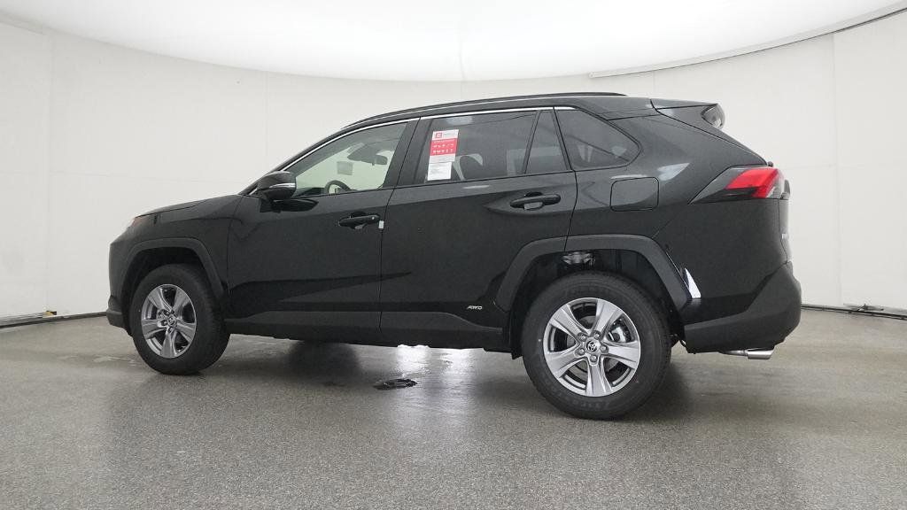 Thumbnail: 2025 Toyota RAV4 - 19