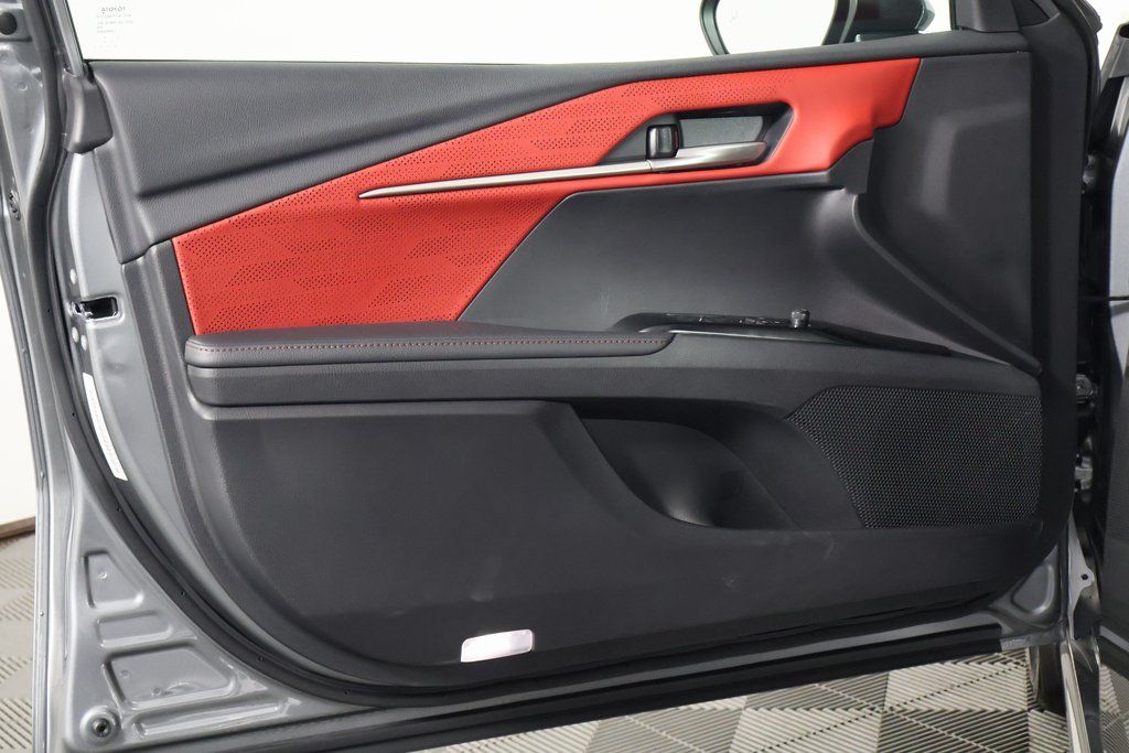 Thumbnail: 2025 Toyota Camry - 12