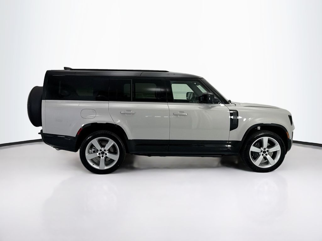 Thumbnail: 2026 Land Rover Defender - 4