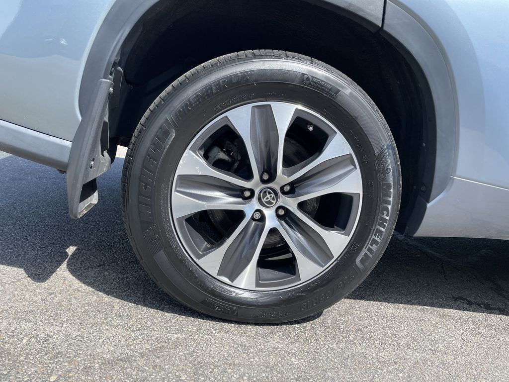 Used 2022 Toyota Highlander SUV