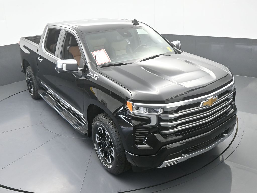 Used 2025 Black Chevrolet High Country image 60