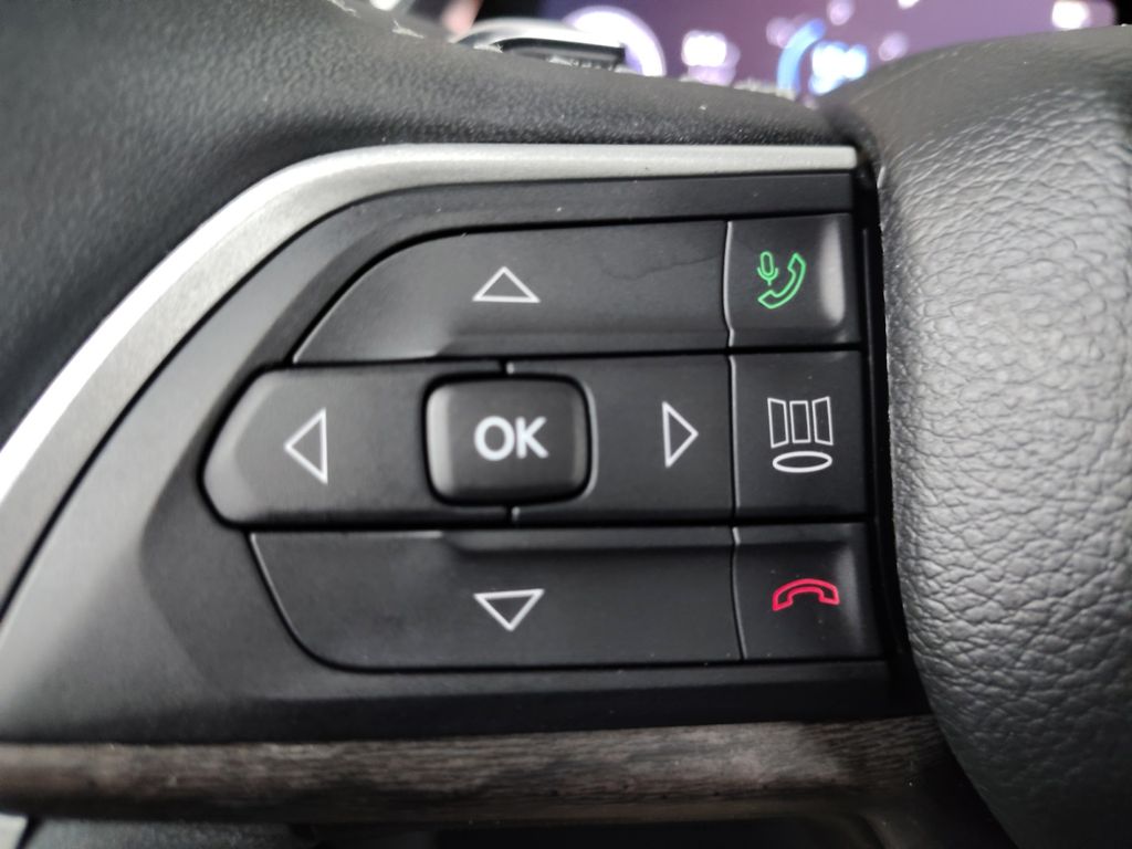Used Car 2023 Jeep Grand Cherokee L  Limited For Sale Under $35,000 In Austin, Texas