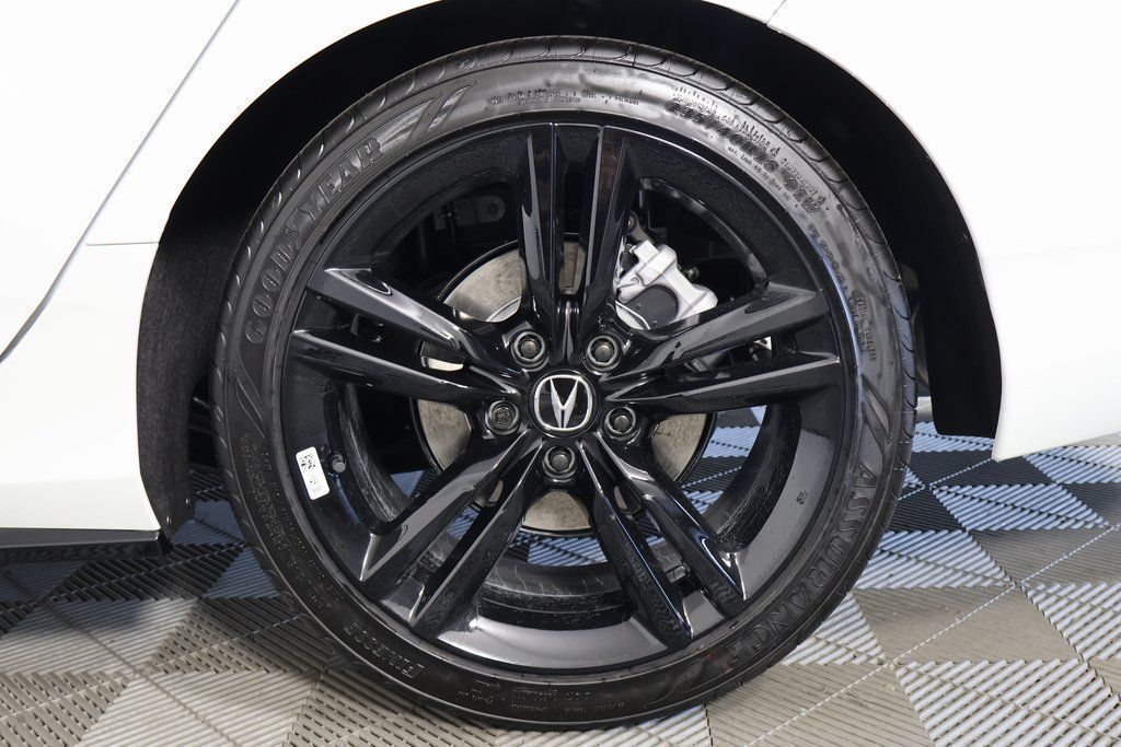 Thumbnail: 2026 Acura Integra - 10