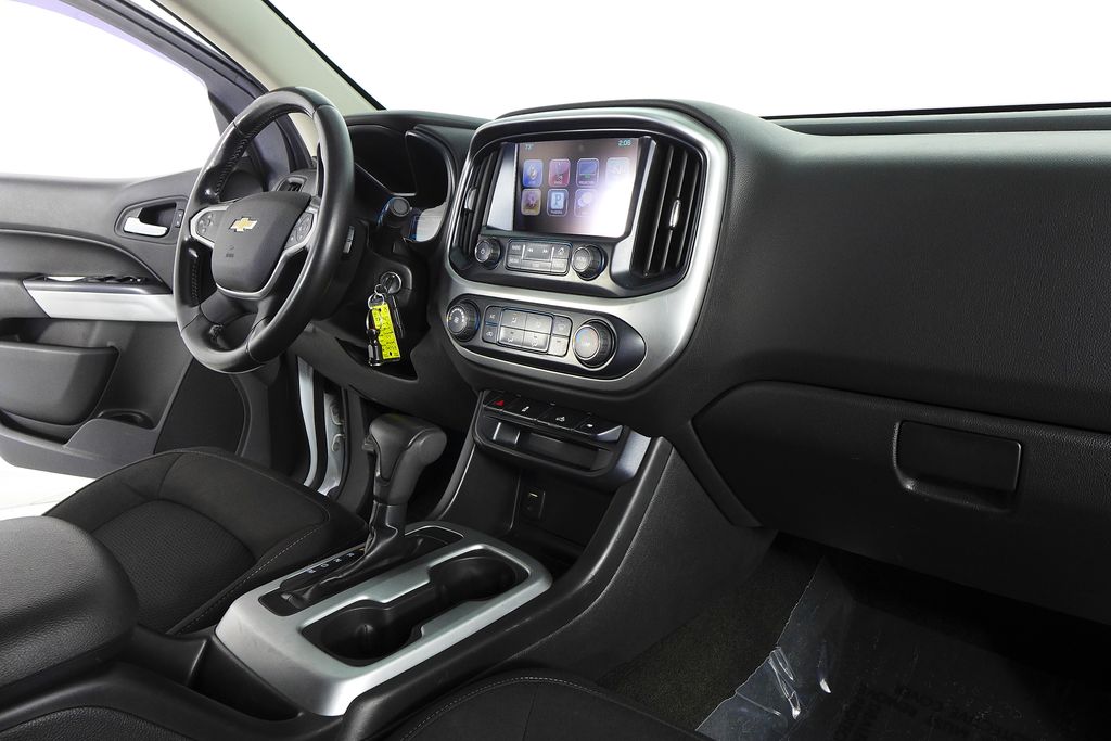 Thumbnail: 2016 Chevrolet Colorado - 12