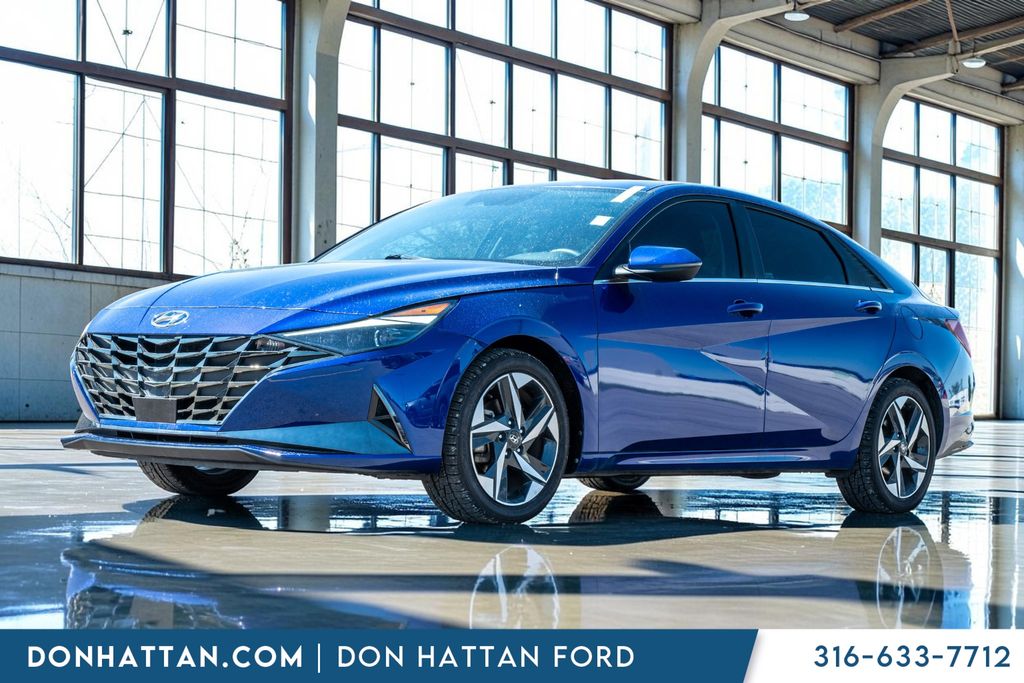 2023 Hyundai Elantra Limited FWD