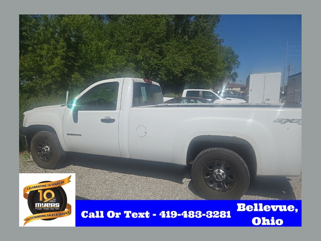 Summit White 2011 GMC Sierra 1500 Work Truck 4WD Pickup Truck Four-Wheel Drive 6-Speed Automatic