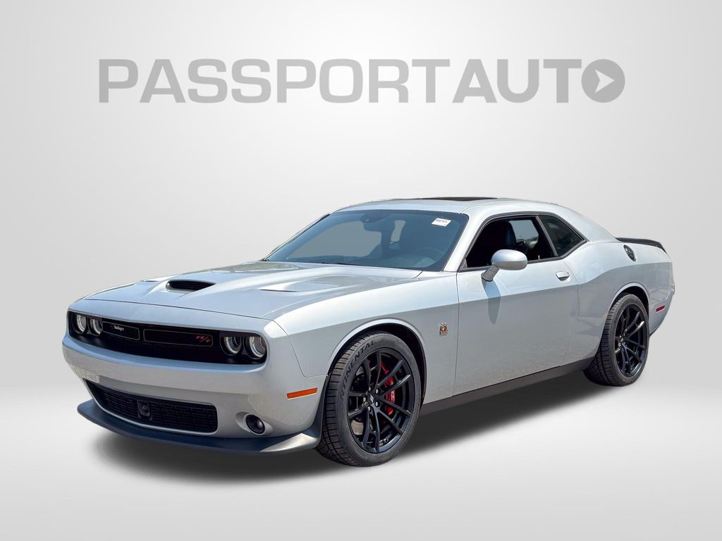 Triple Nickel Clearcoat 2023 Dodge Challenger Coupe Rear-Wheel Drive 8-Speed Automatic