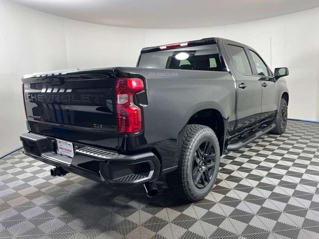 Thumbnail: 2026 Chevrolet Silverado 1500 - 5