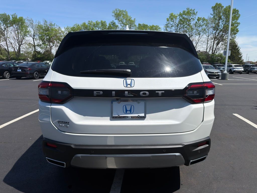 Thumbnail: 2026 Honda Pilot - 4