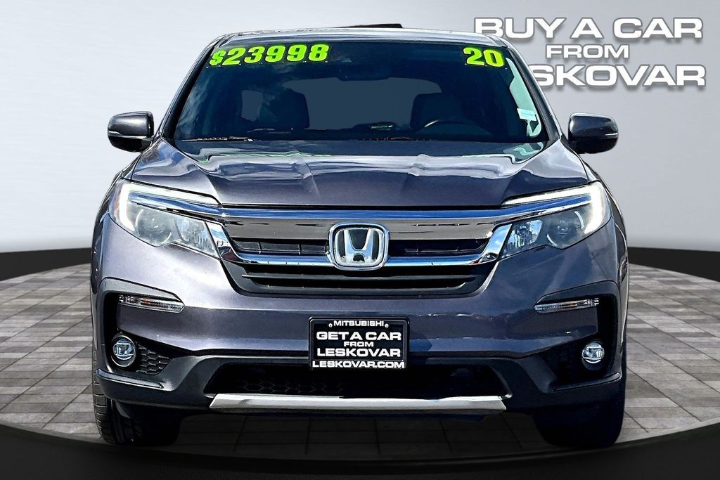 View vehicle photo 3