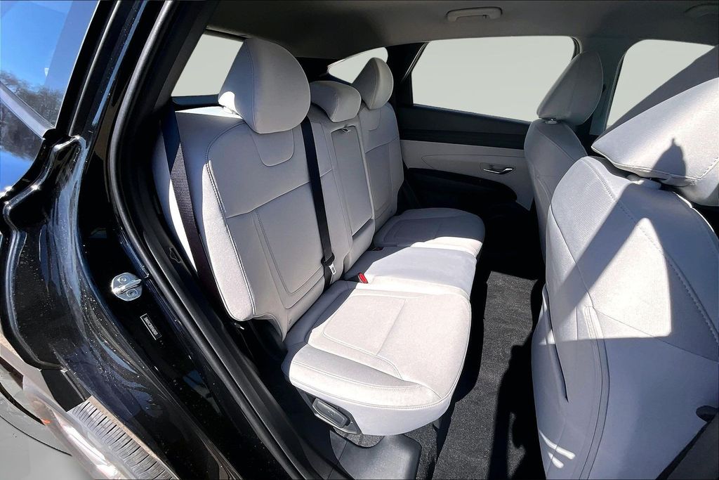 New 2026 Black Hyundai SE image 8