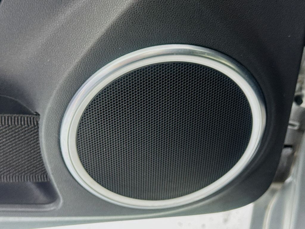 Used Car 2013 Volkswagen Beetle  2.5l For Sale Under $12,000 In Austin, Texas