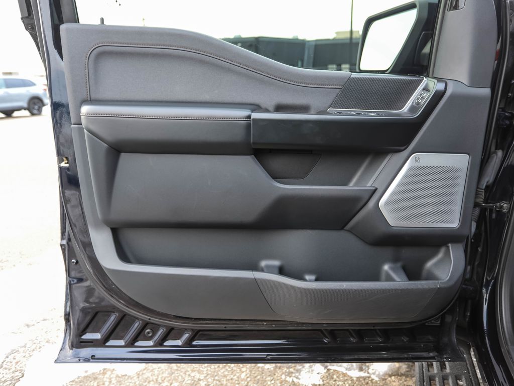 Thumbnail: 2022 Ford F-150 - 9