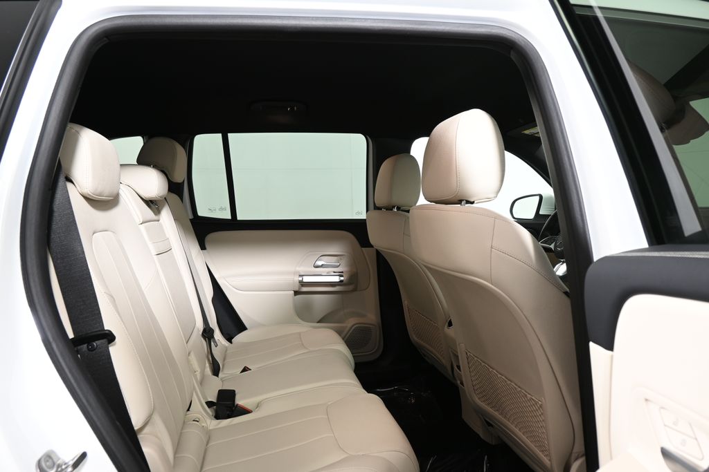 Thumbnail: 2025 Mercedes-Benz GLB - 24