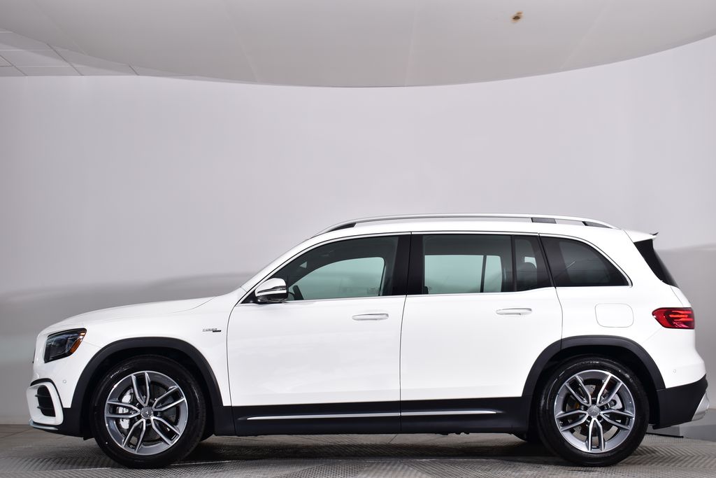 Thumbnail: 2025 Mercedes-Benz GLB - 2