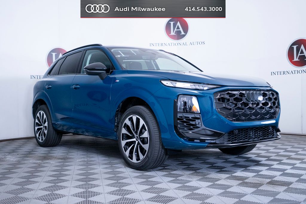 Malpelo Blue Metallic 2026 Audi Q3 SUV / Crossover All-Wheel Drive 7-Speed Automatic