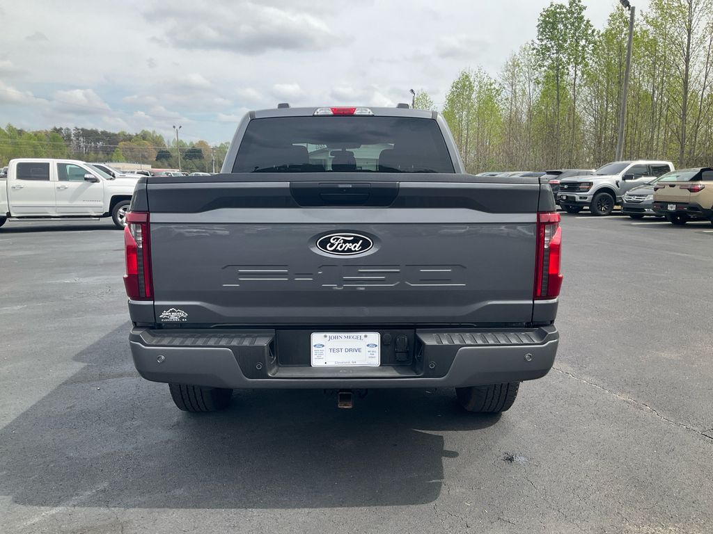 View vehicle photo 6