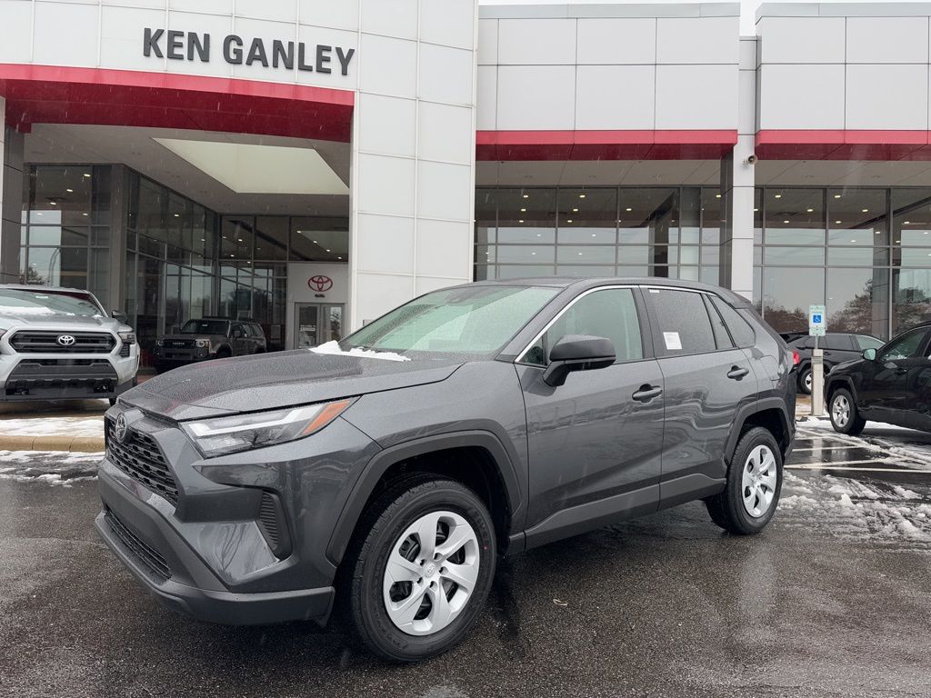 2025 Toyota RAV4 LE photo