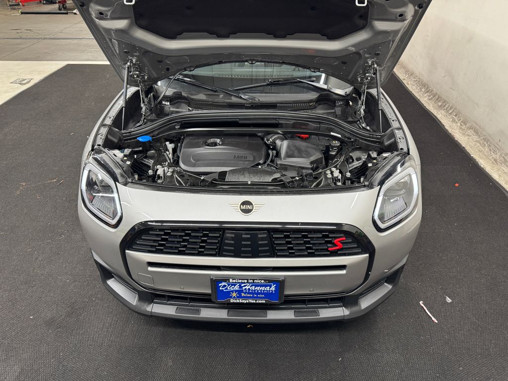 2025 MINI Cooper S Countryman Signature Plus