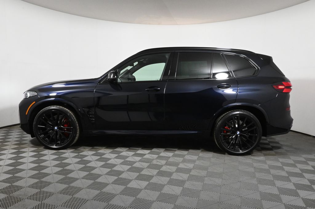 2025 BMW X5 M60i 2