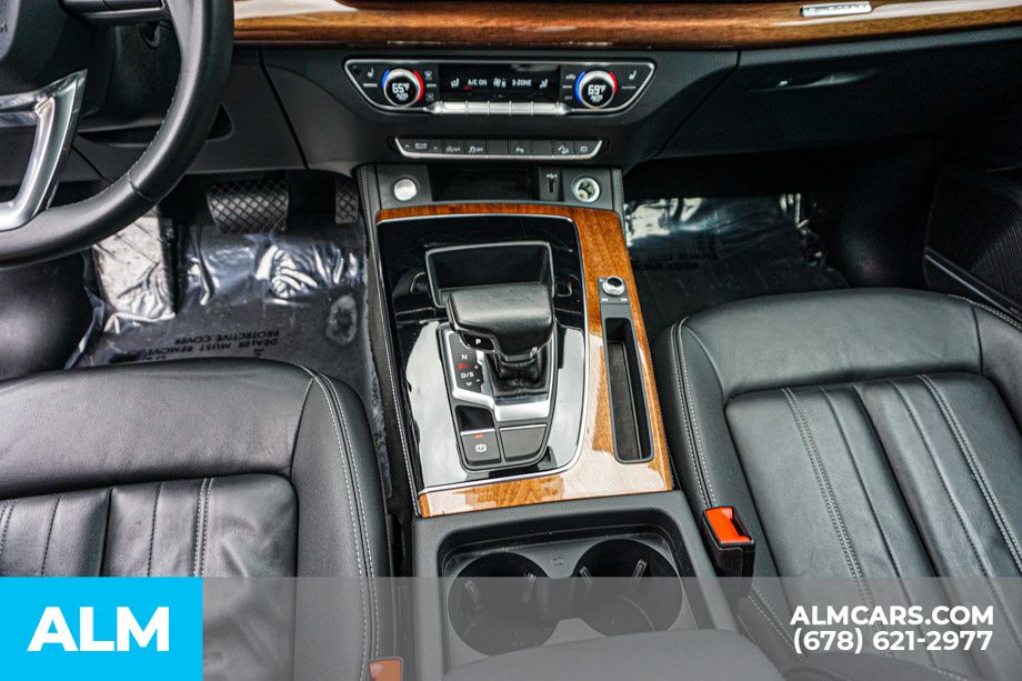 2023 Audi Q5 45 S line Premium photo 24