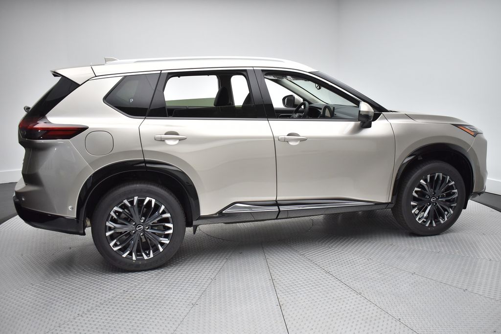 Thumbnail: 2026 Nissan Rogue - 4