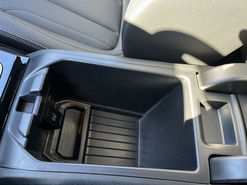 Thumbnail: 2023 BMW X4 - 21