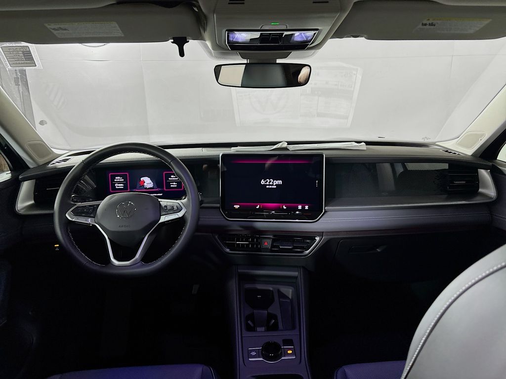 2025 Volkswagen Tiguan 2.0T SE