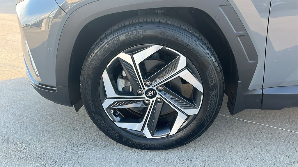 2024 Hyundai Tucson Limited Gray at Baytown Hyundai