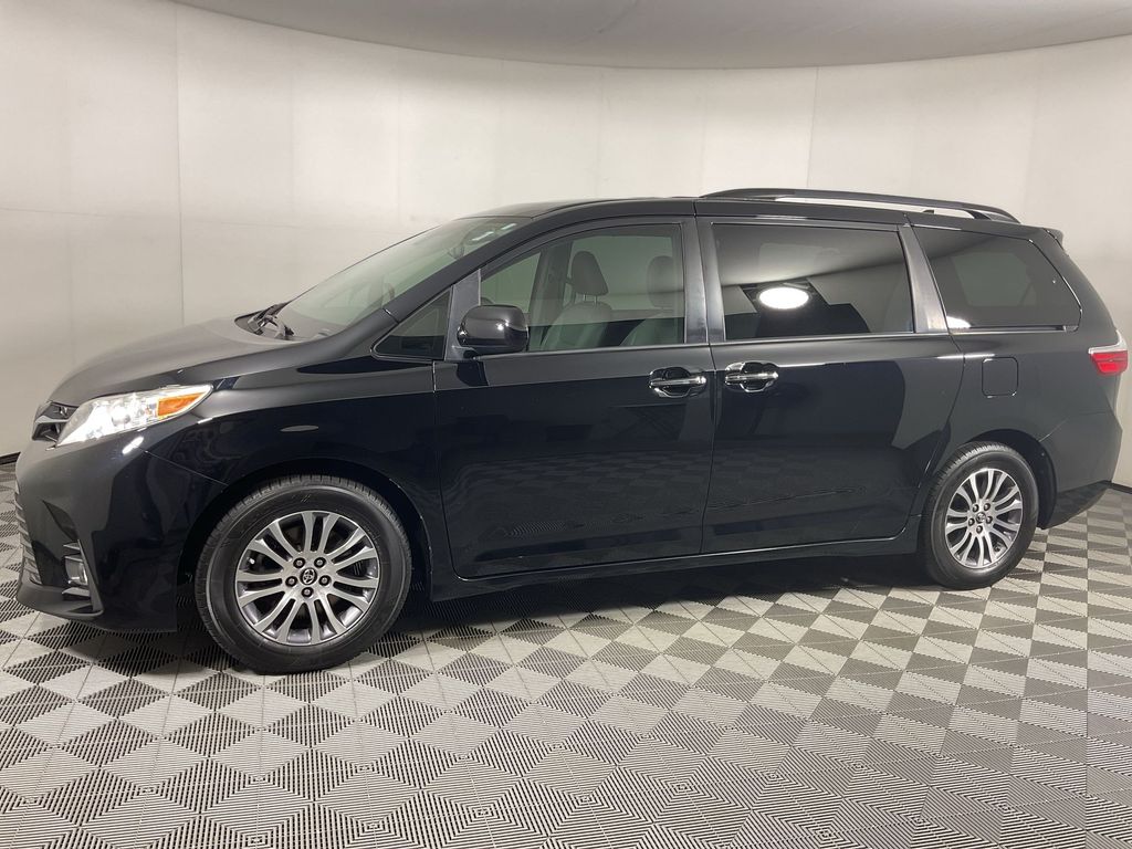Black 2019 Toyota Sienna Limited 7-Passenger FWD Minivan Front-Wheel Drive 8-Speed Automatic