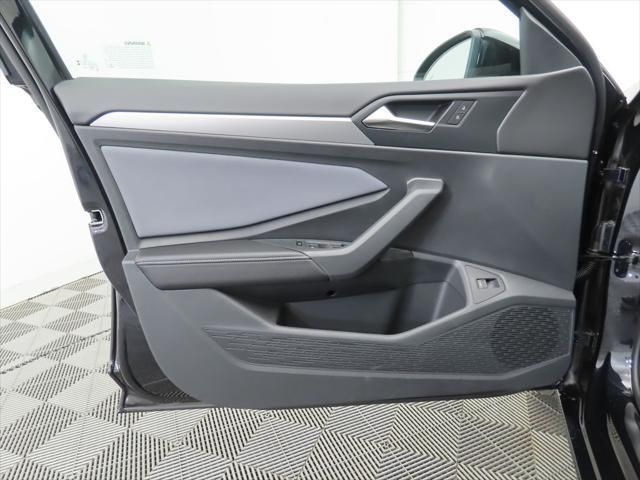 Thumbnail: 2026 Volkswagen Jetta - 22