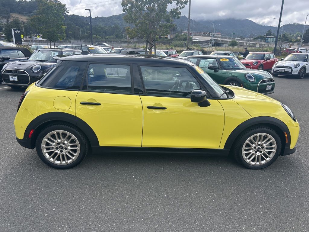 Thumbnail: 2025 MINI Cooper - 6