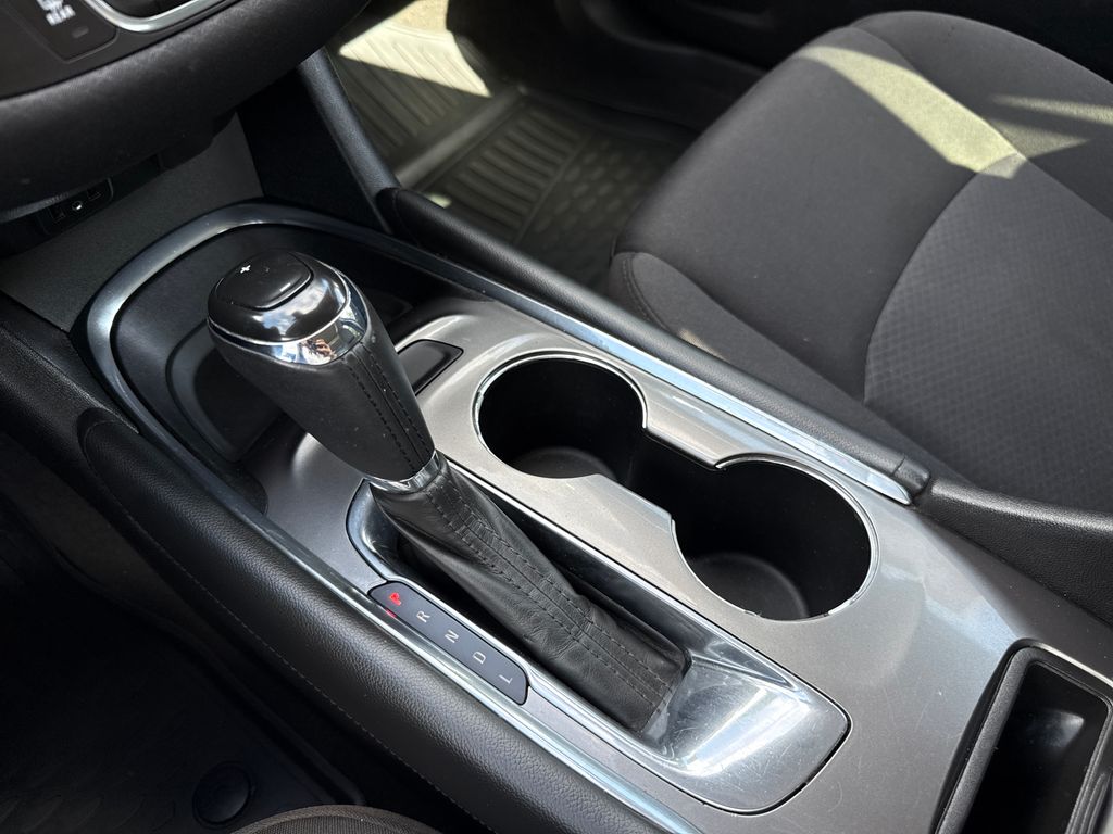 Used 2018 Silver Chevrolet LT image 22
