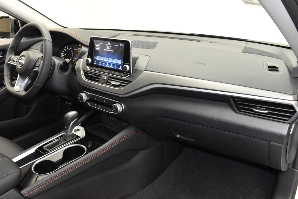 Thumbnail: 2025 Nissan Altima - 27