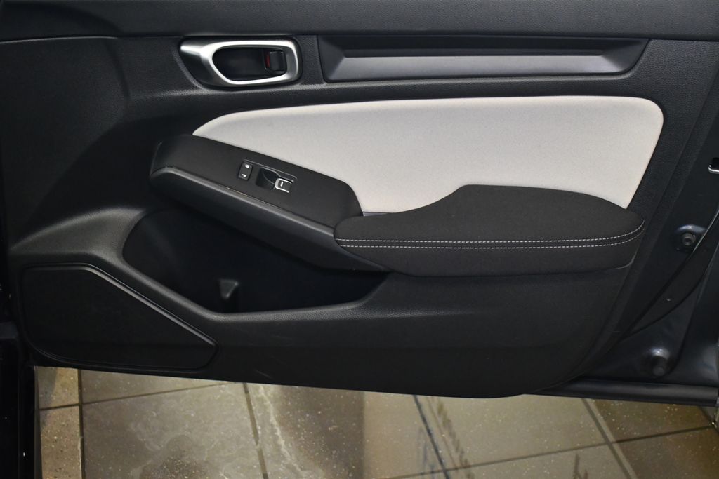 Thumbnail: 2023 Honda Civic - 30