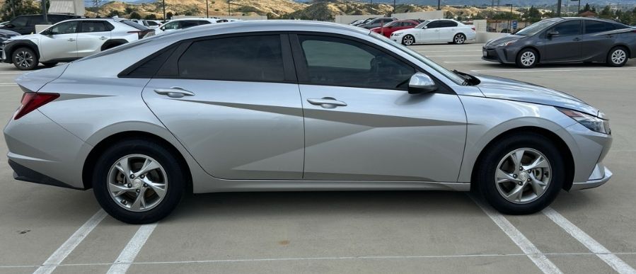 Used 2021 Hyundai Elantra SE 4D Sedan