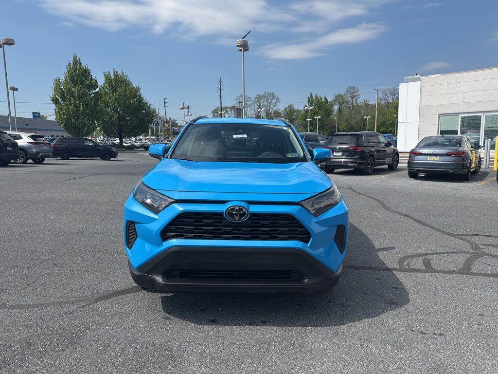 2019 Toyota RAV4 LE - 4