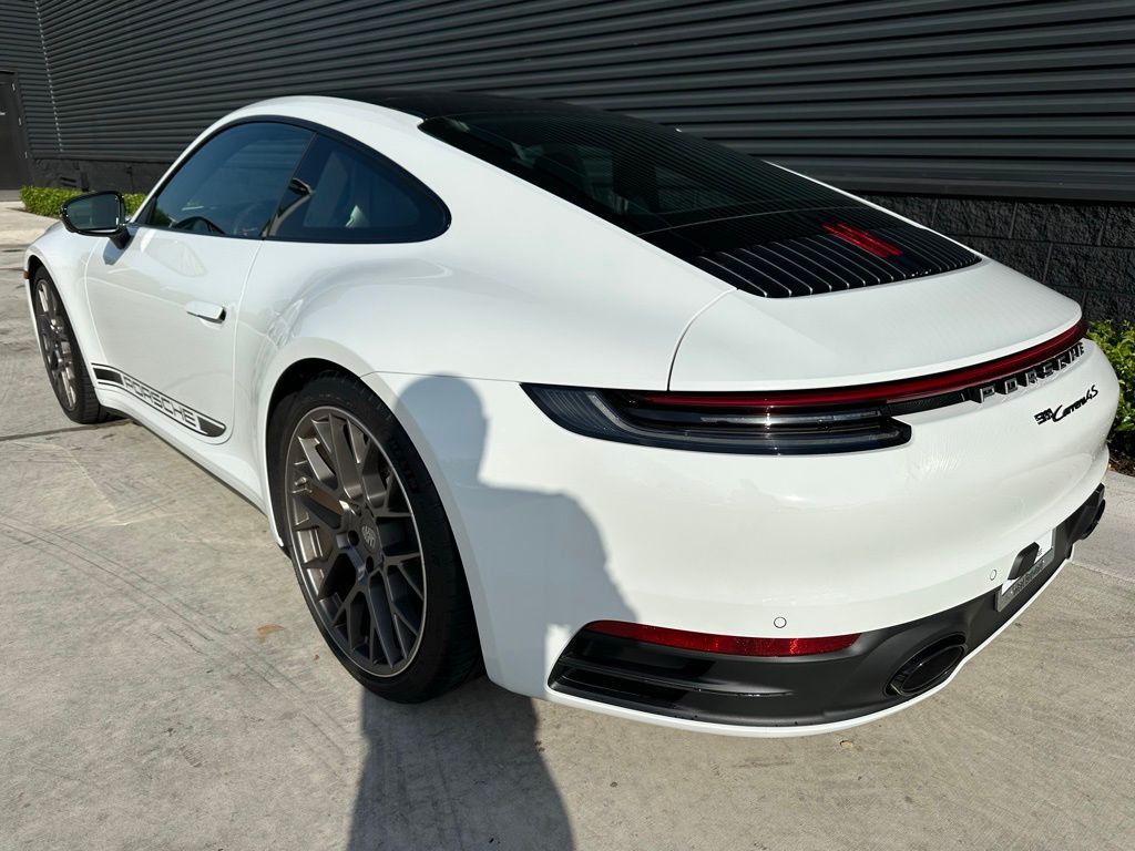 2024 Porsche 911 Carrera S 3