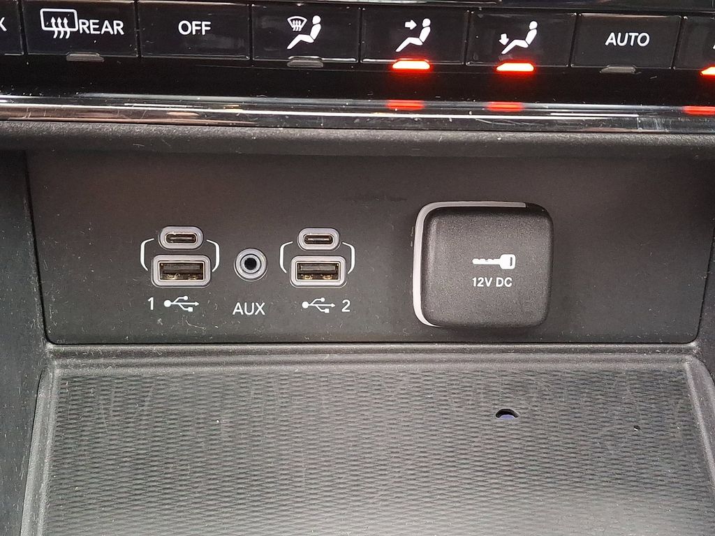 Thumbnail: 2023 Jeep Grand Cherokee - 25