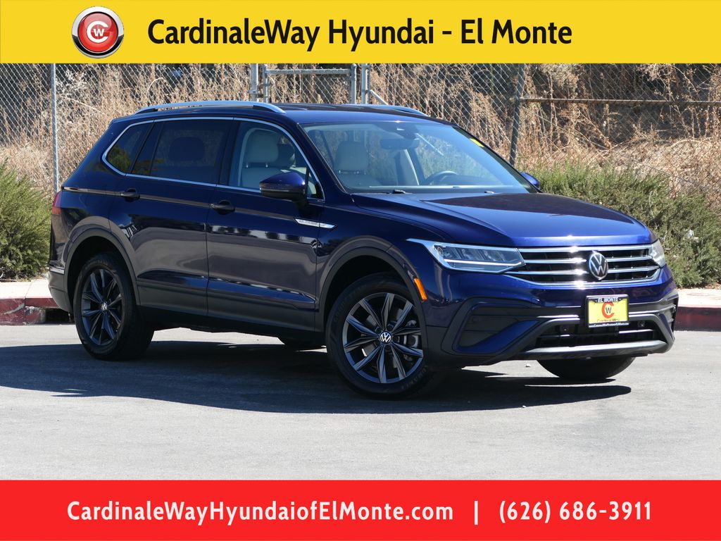 Black 2022 Volkswagen Tiguan SUV / Crossover Front-Wheel Drive 8-Speed Automatic