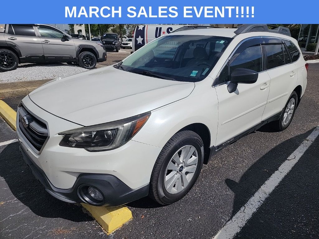 White 2018 Subaru Outback 2.5i AWD Wagon All-Wheel Drive Continuously Variable Transmission
