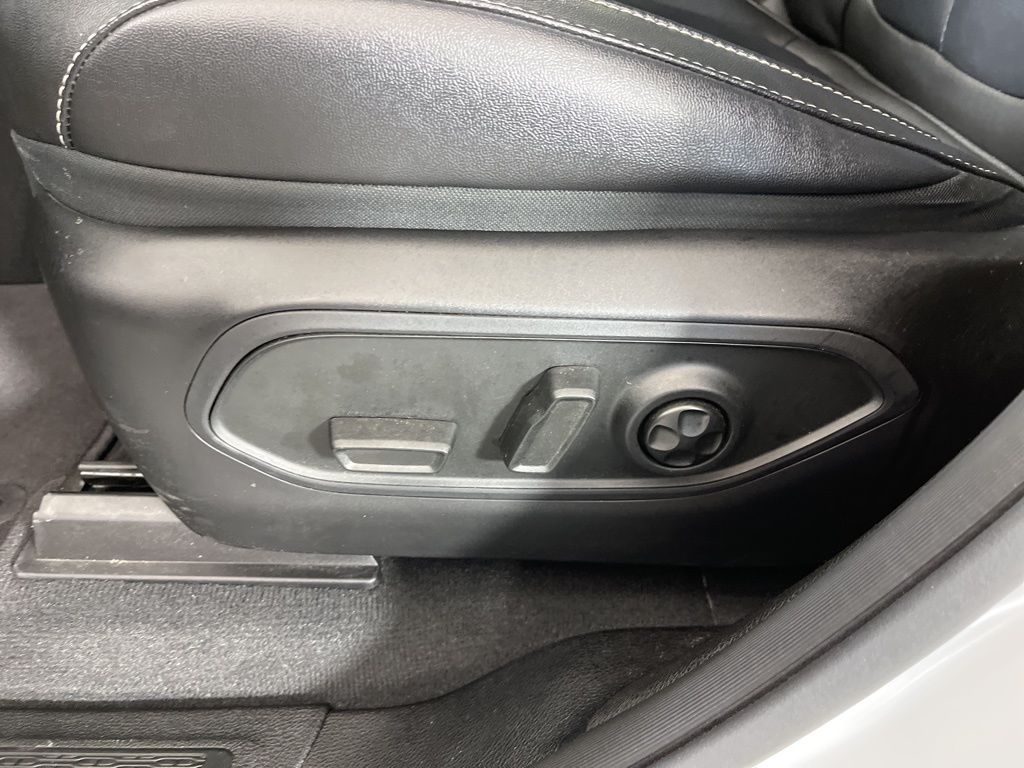 2023 Jeep Grand Cherokee L Limited Edition 26
