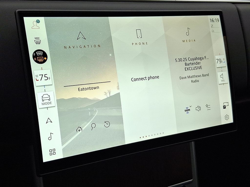 Thumbnail: 2026 Land Rover Range Rover - 18