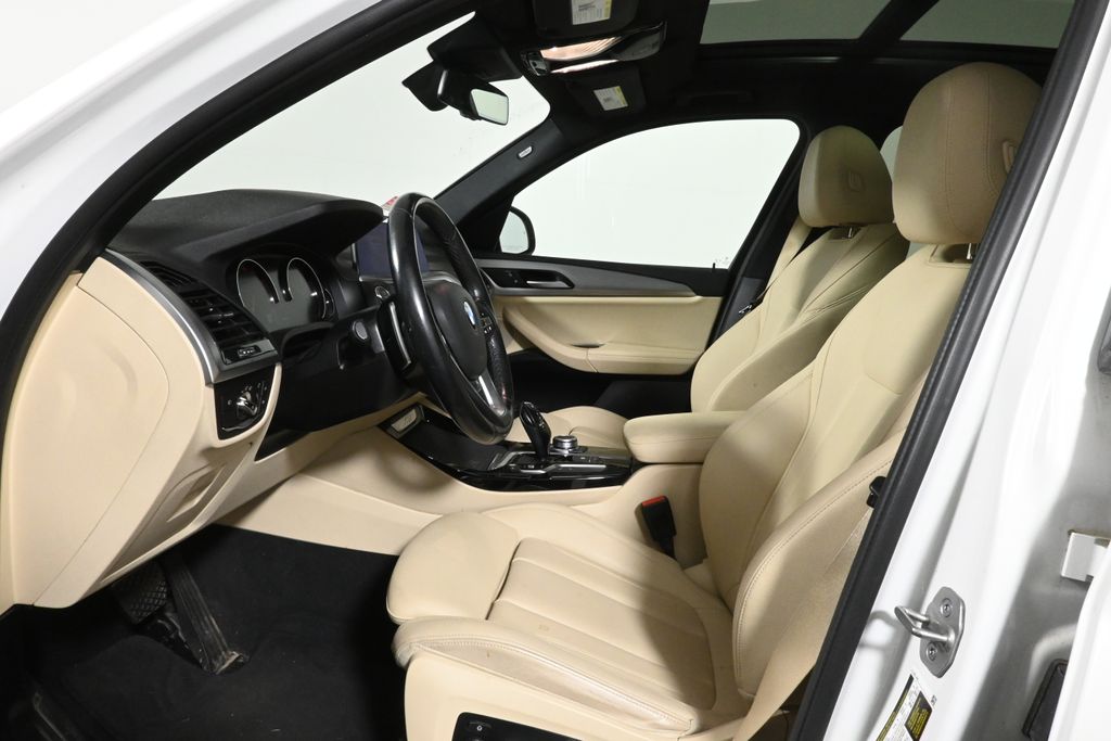 Thumbnail: 2021 BMW X3 - 3