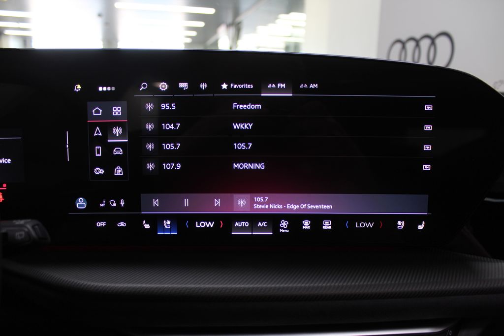 2025 Audi SQ5  20