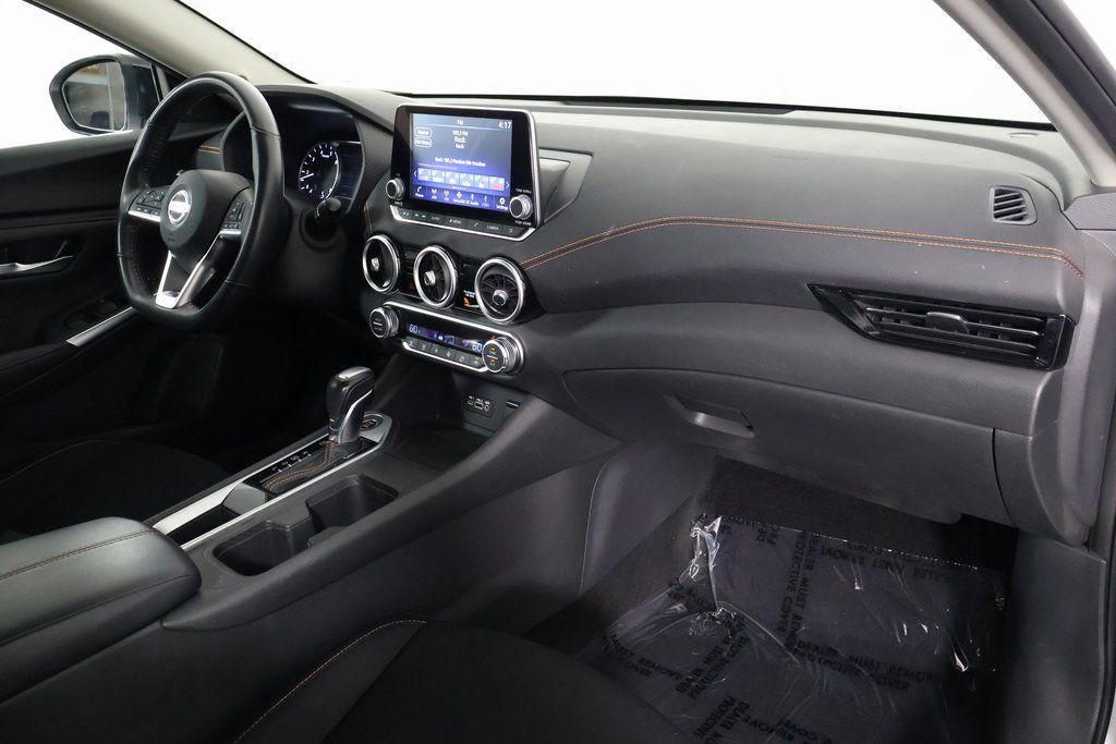 Thumbnail: 2023 Nissan Sentra - 9