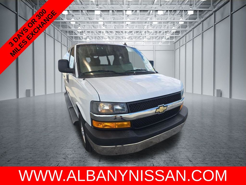 2023 Chevrolet Express 3500 LT