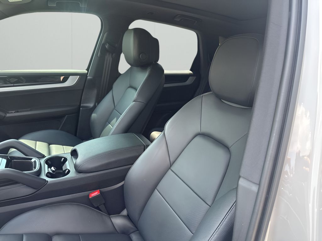 Used Car 2024 Porsche Cayenne  Base For Sale In Austin, Texas