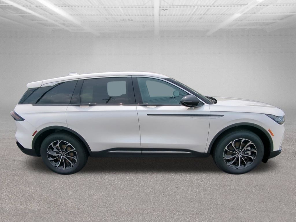 2026 Lincoln Nautilus Premiere - Photo 10