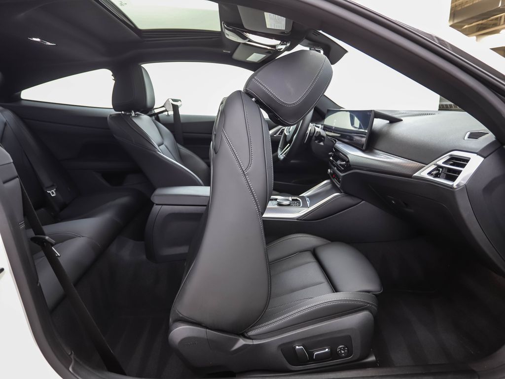 Thumbnail: 2026 BMW 4 Series - 27